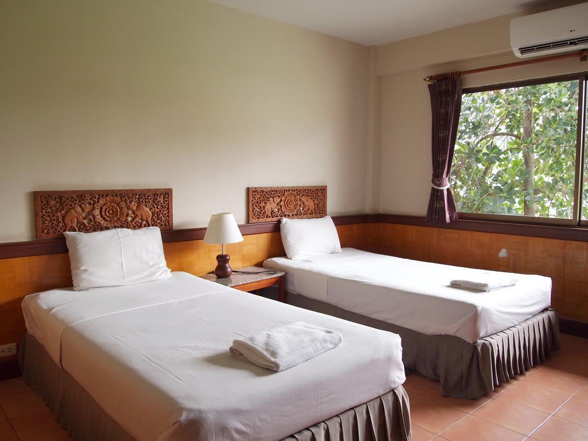 P Chaweng Hotel Koh Samui Exterior photo
