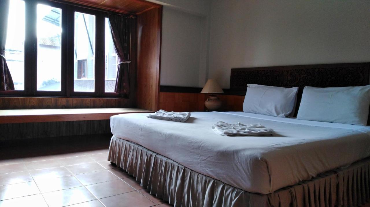 P Chaweng Hotel Koh Samui Exterior photo