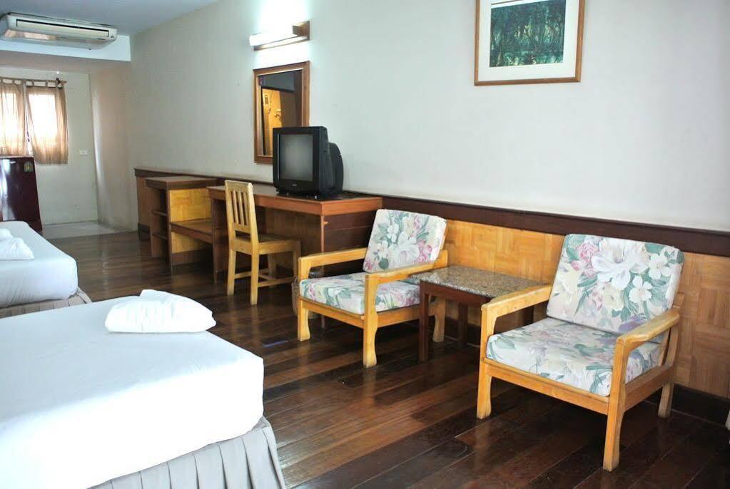 P Chaweng Hotel Koh Samui Exterior photo