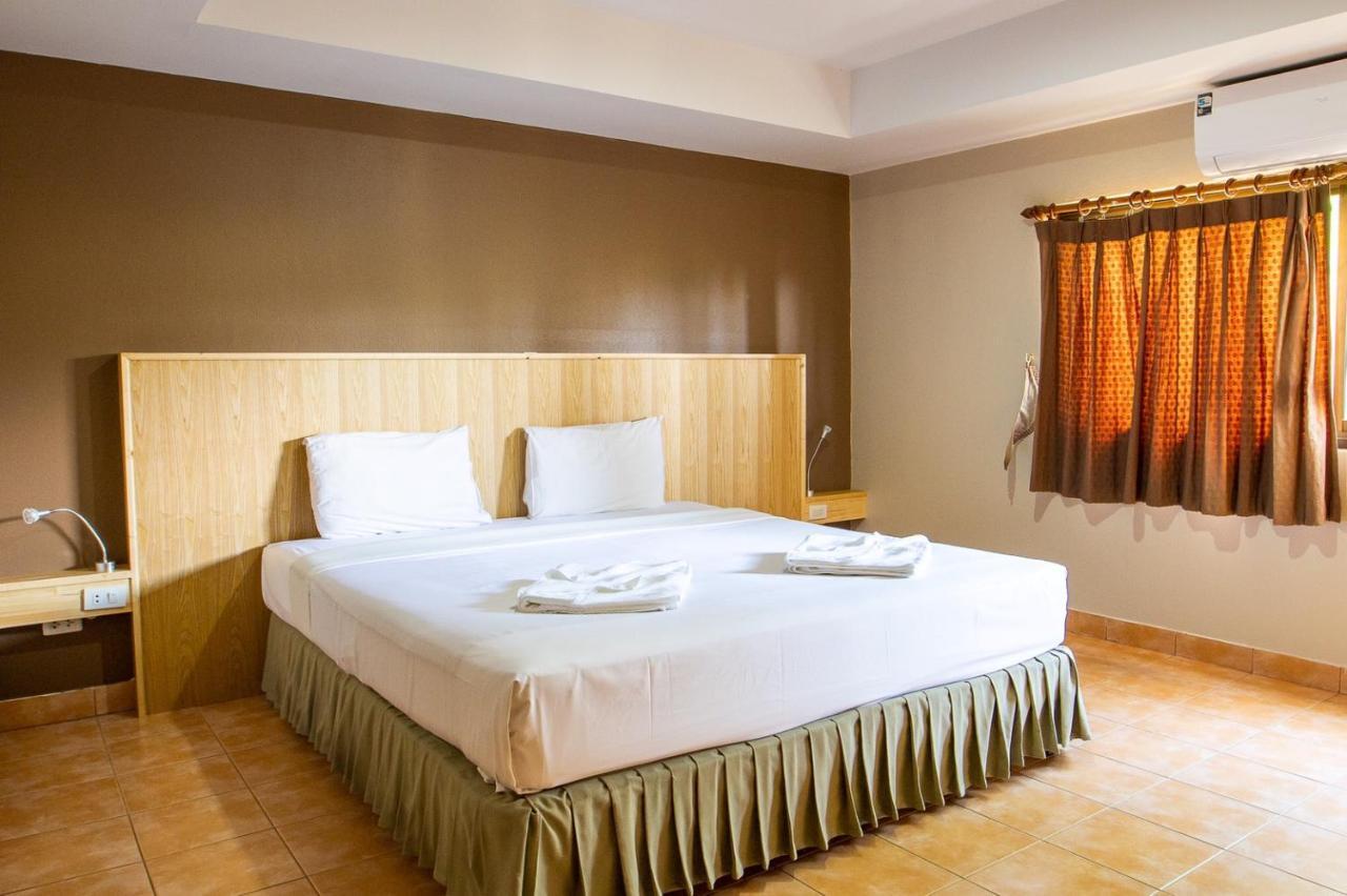 P Chaweng Hotel Koh Samui Exterior photo